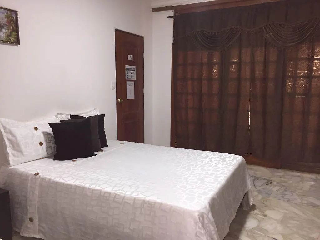 Hotel Costa Bahia Cartagena 2*,